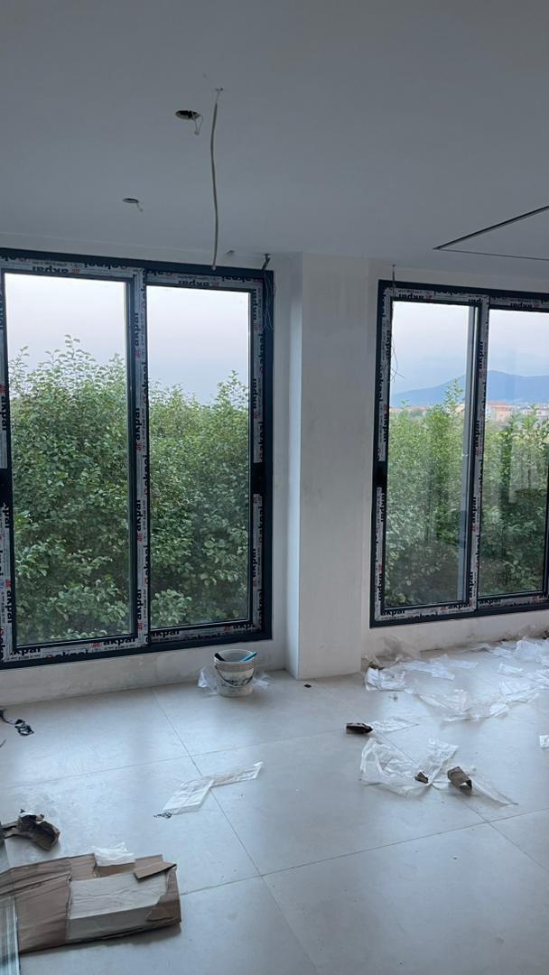 پنجره ترمال بریک با نصب تخصصی وکیفیت بالا با قیمت کارخانه|آذر1404